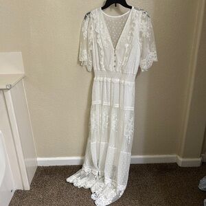 Elegant White Lace Dress